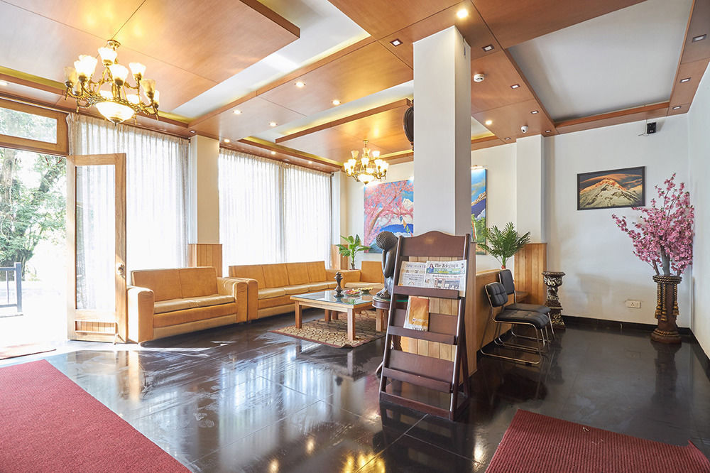 The Golden Crest Hotel กังต็อก ภายนอก รูปภาพ