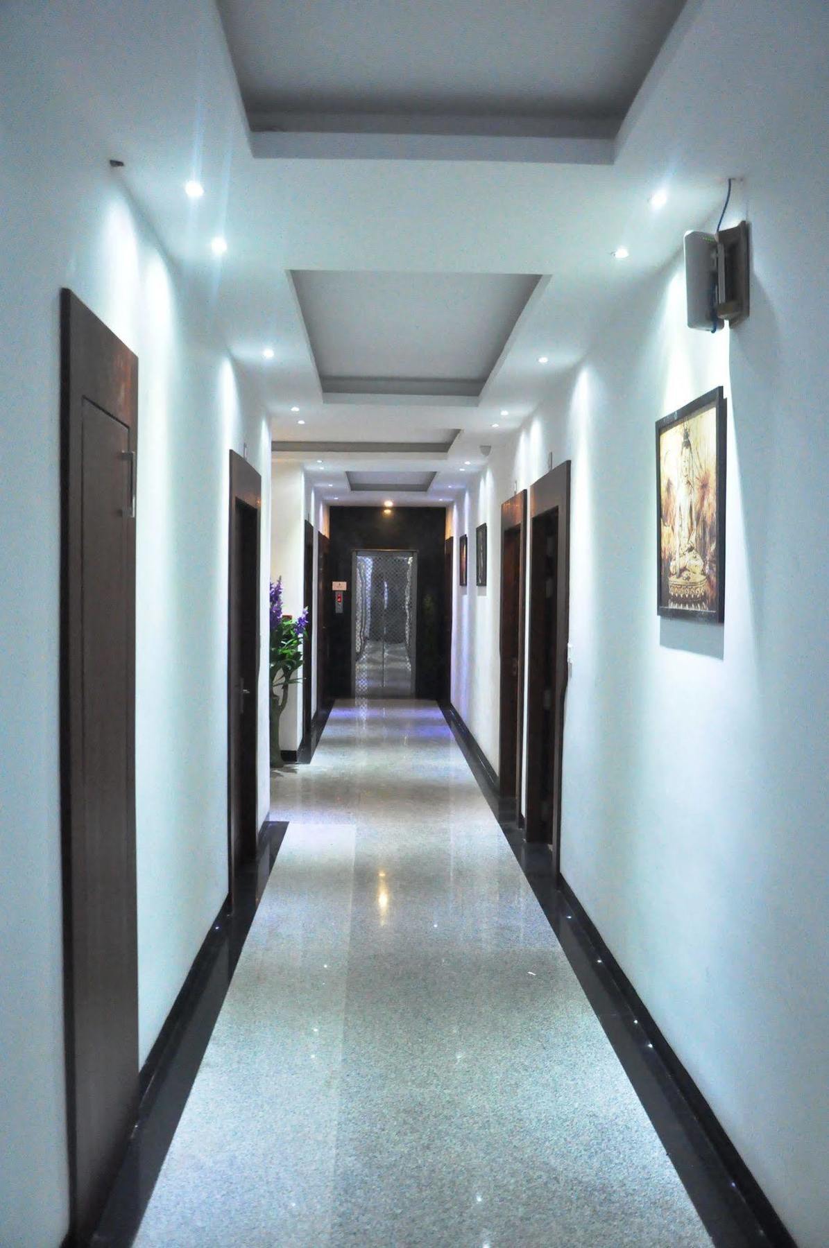 The Golden Crest Hotel กังต็อก ภายนอก รูปภาพ
