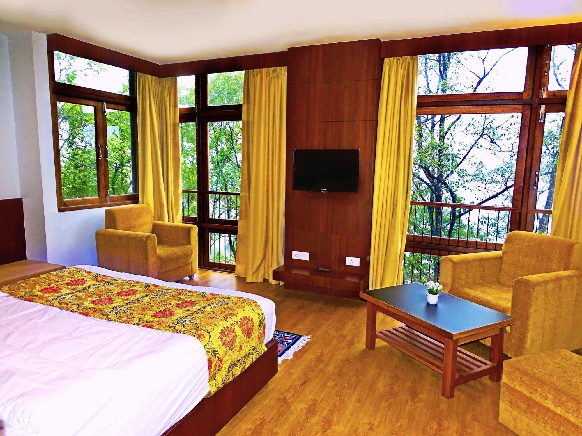 The Golden Crest Hotel กังต็อก ภายนอก รูปภาพ