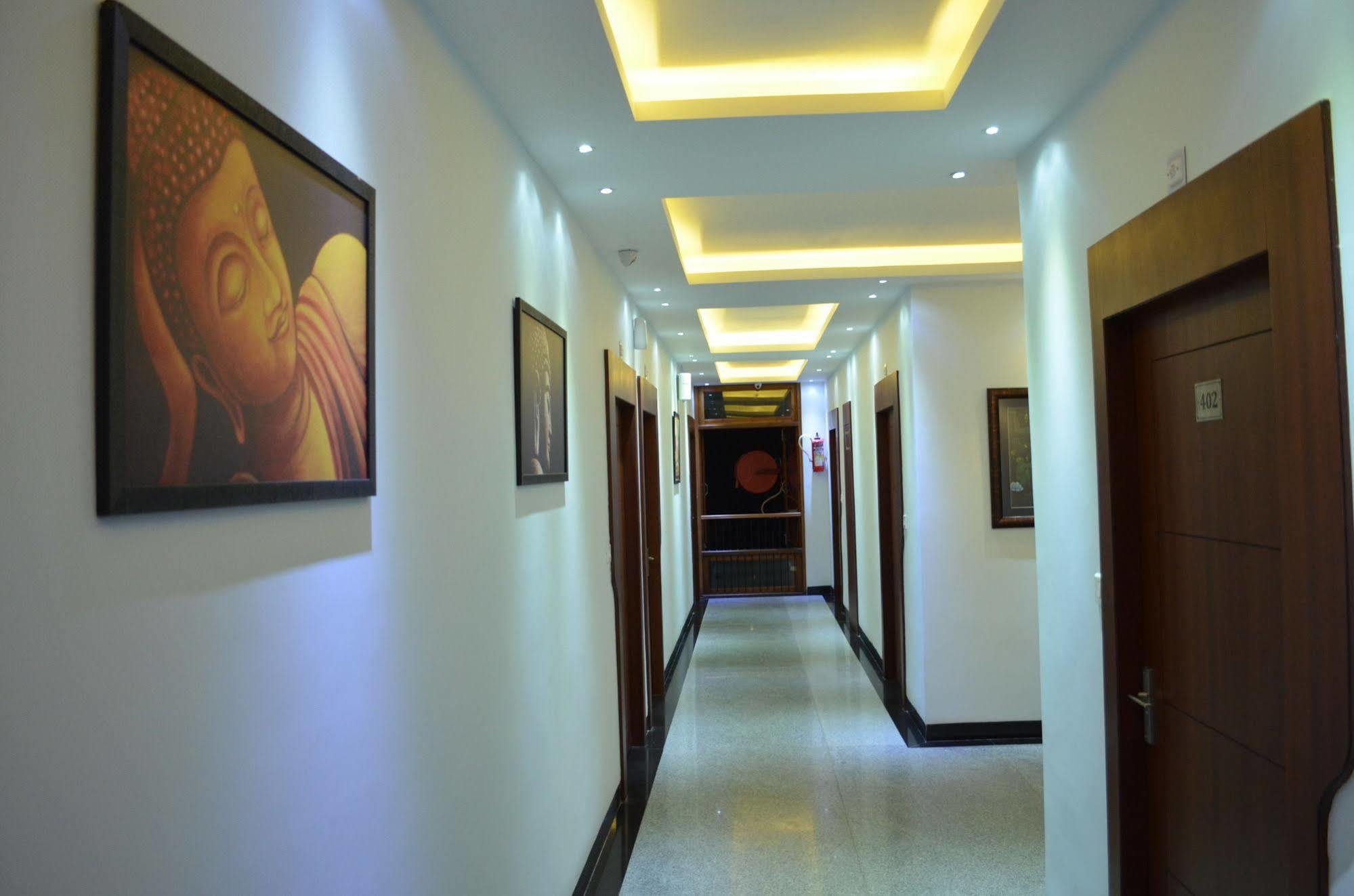 The Golden Crest Hotel กังต็อก ภายนอก รูปภาพ